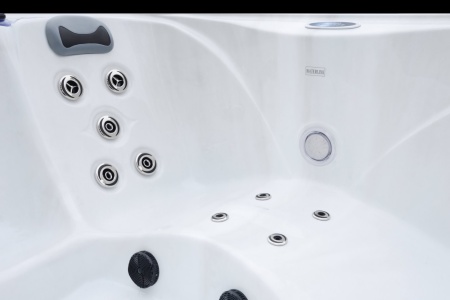 Гидромассажный СПА бассейн Sunrans SR808C