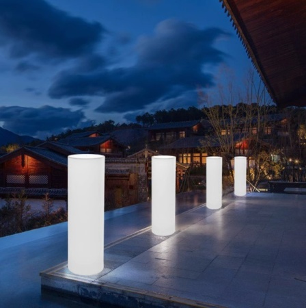 Светильник Цилиндр 30х190 питание от 220, RGB